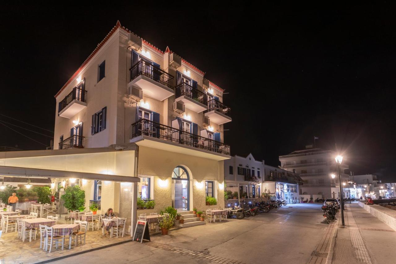 Stelios Hotel Spetses Town Extérieur photo